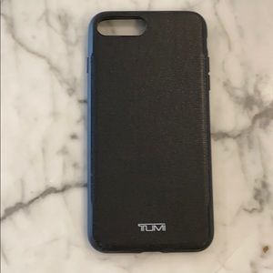TUMI iphone case